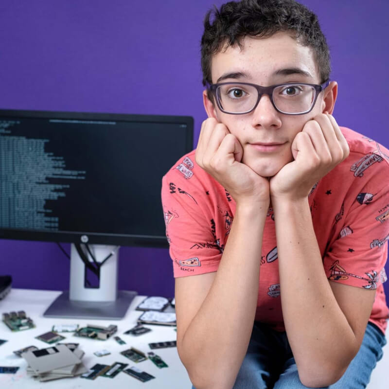 Kids solving problems with tech