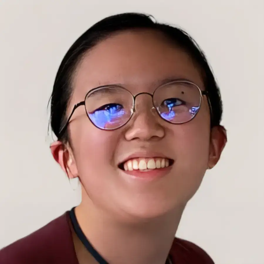 Intern headshot lauren