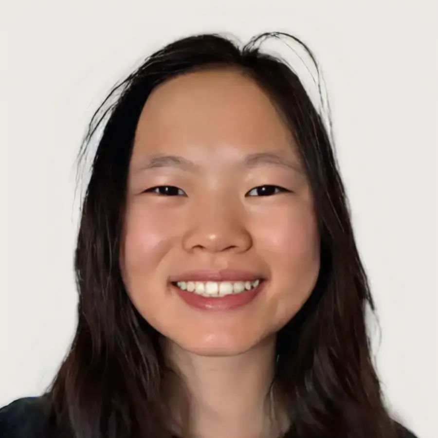 Intern headshot sophia